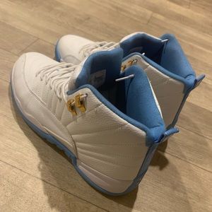 Jordan 12 UNC